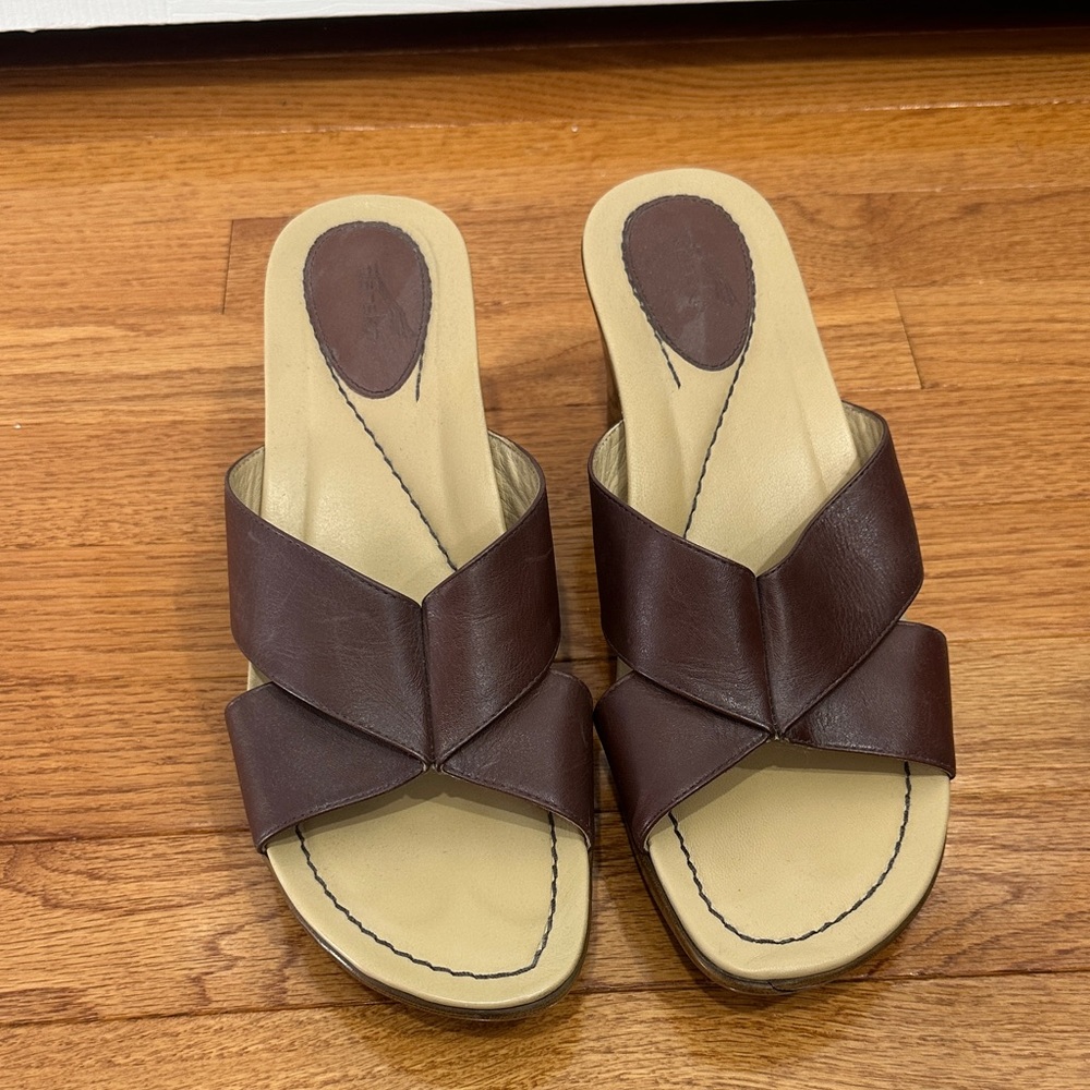 EUC Dansko Brown Leather Women's Sandals Size 40
